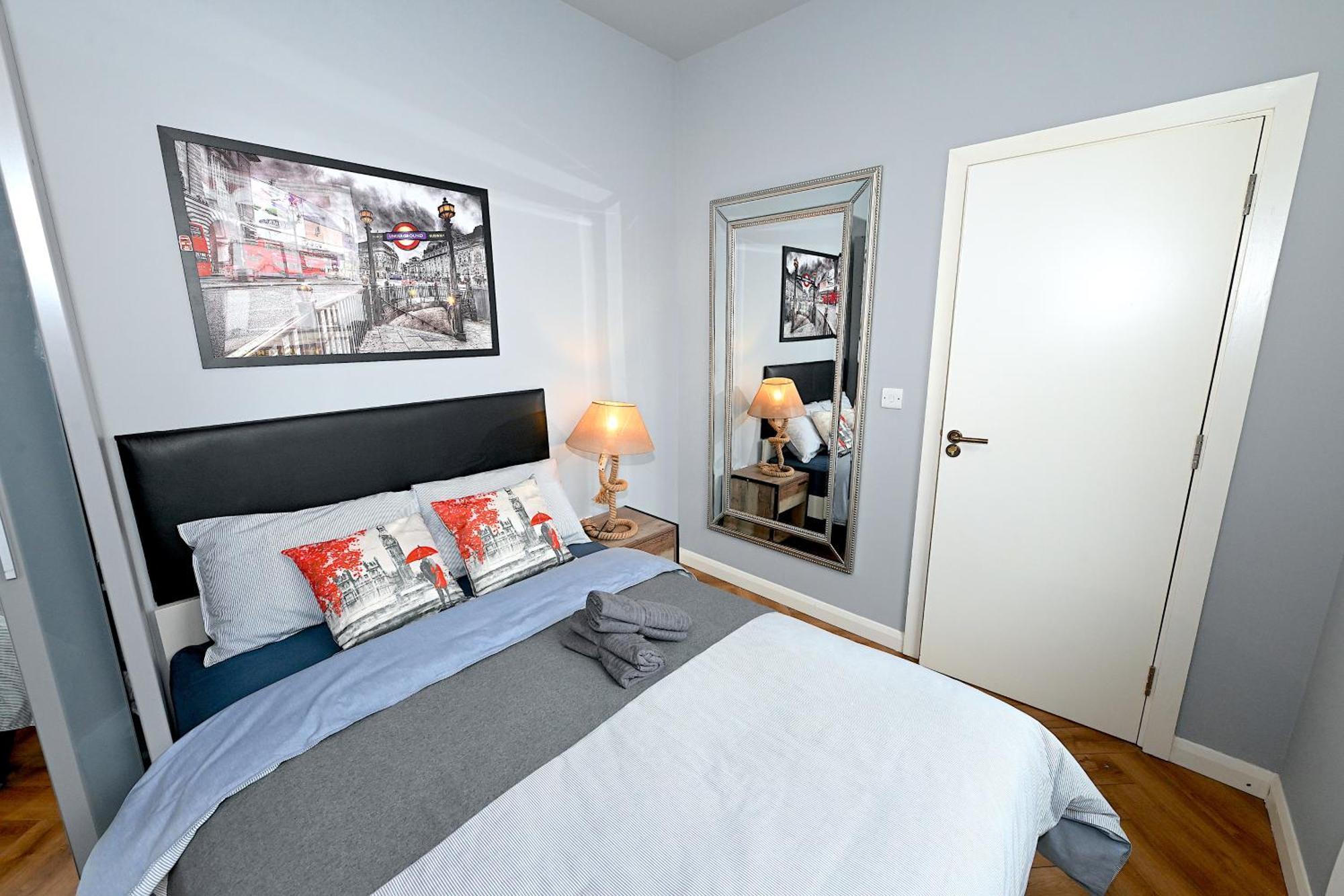 1 Bedroom Flat In Wood Green Piccadilly Line ロンドン エクステリア 写真