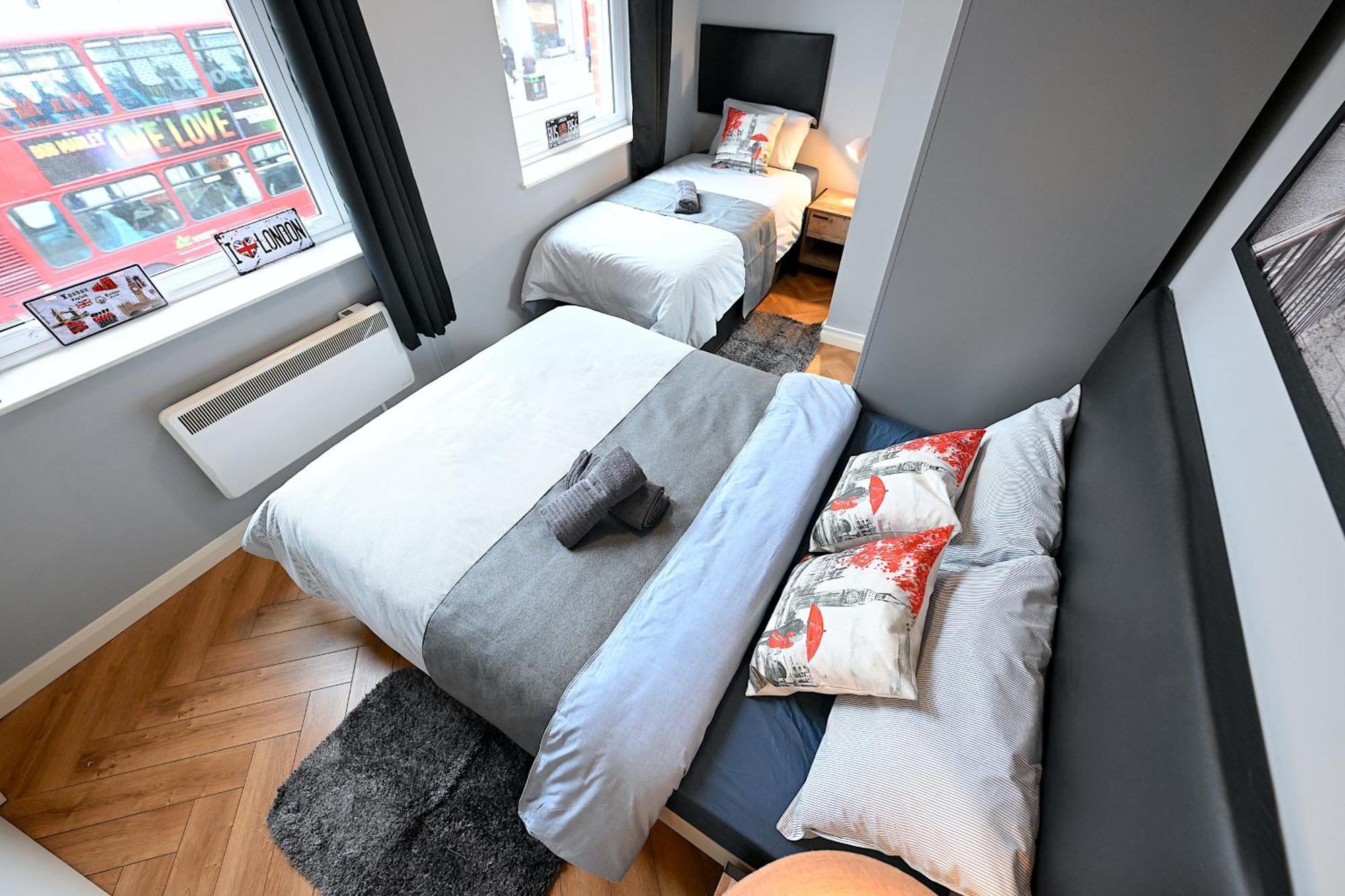 1 Bedroom Flat In Wood Green Piccadilly Line ロンドン エクステリア 写真