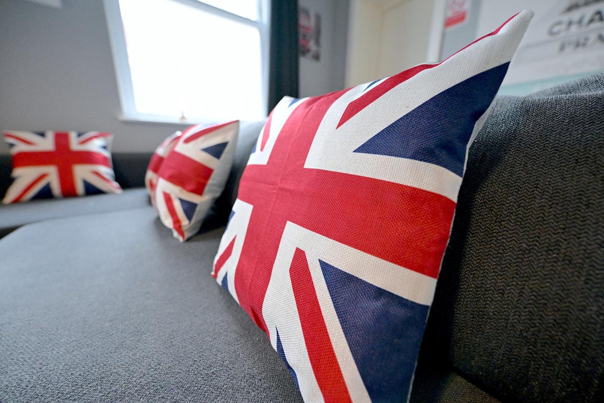 1 Bedroom Flat In Wood Green Piccadilly Line ロンドン エクステリア 写真